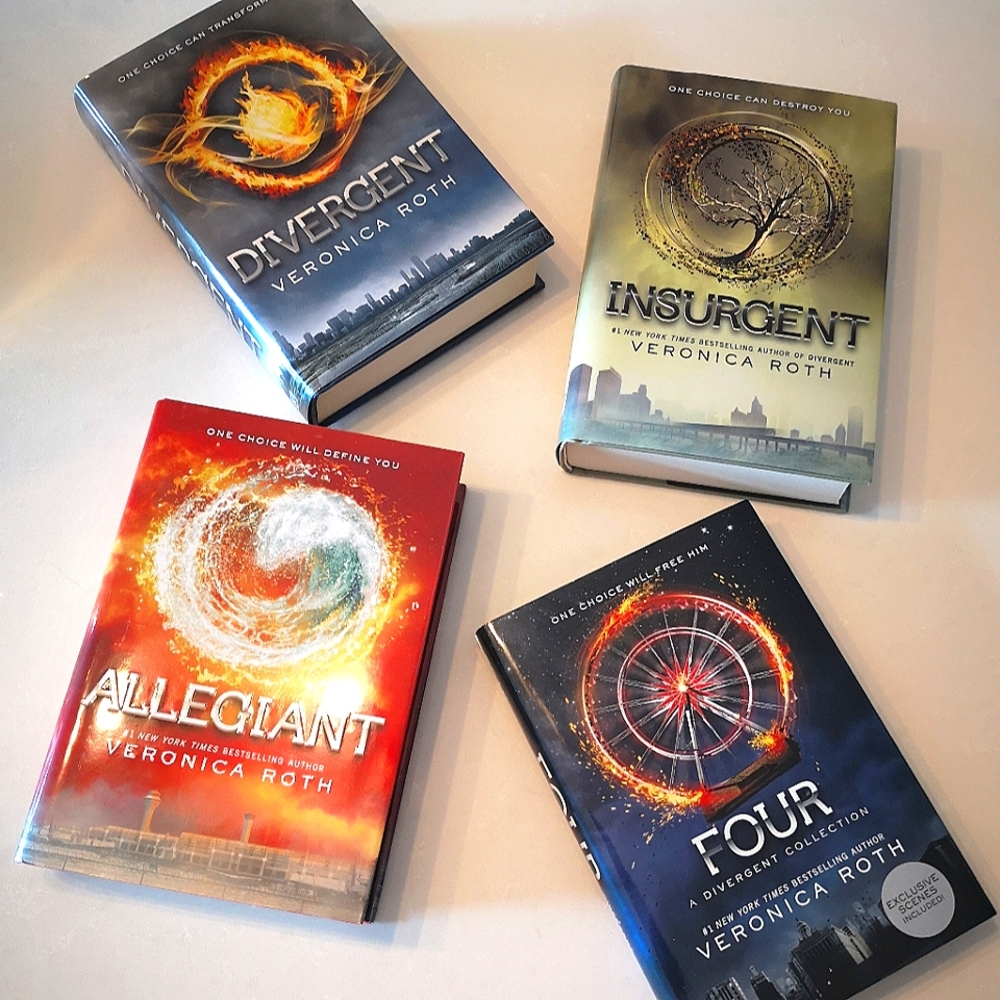 Hardcover Divergent Book series